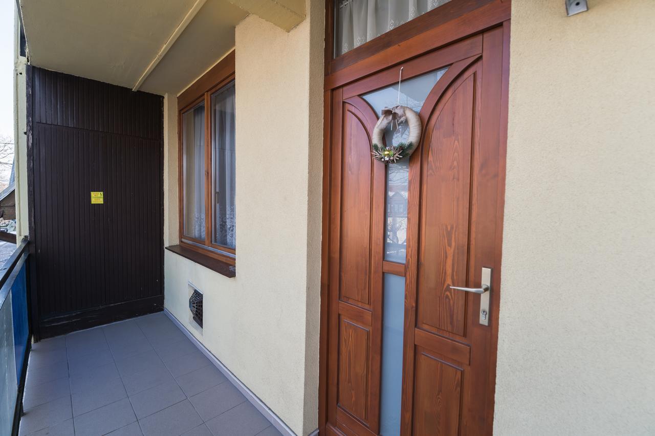 Lujzi Apartman Eger Exterior photo